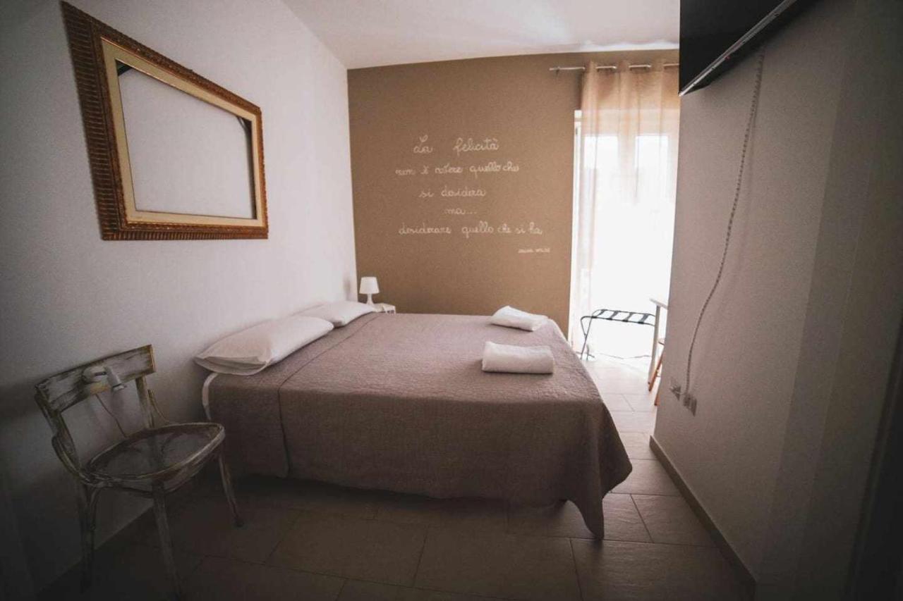 Le Dimore Degli Artisti Vico Mercatello Venosa Zimmer foto
